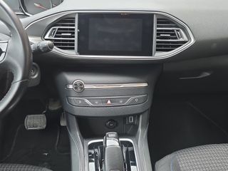 Peugeot 308 SW Style BlueHDi 130 S&S EAT8