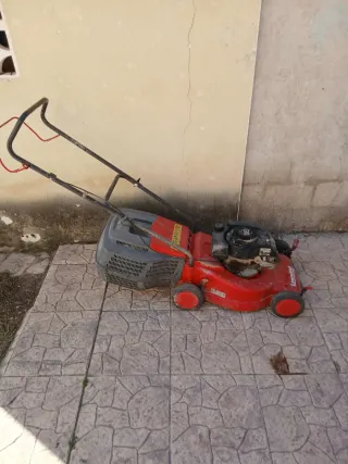 Cortacésped Gasolina Lawnchief 420