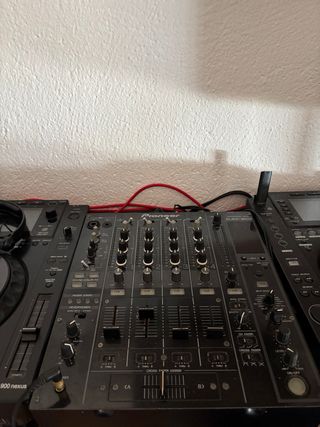 Mesa de mezclas Pioneer DJM-800