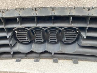 Rejilla frontal Audi TT MK1
