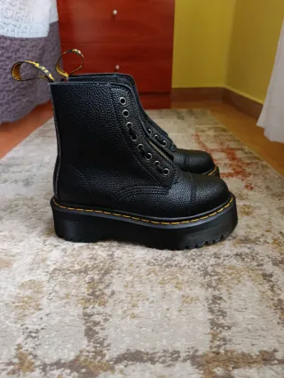 Botas Dr Martens Sinclair Piel Negra