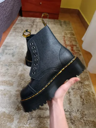 Botas Dr Martens Sinclair Piel Negra