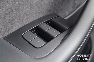 Tesla Model Y Gran Autonomía 4WD