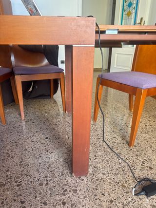 Mesa de cocina extensible con 4 sillas