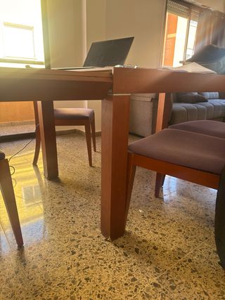 Mesa de cocina extensible con 4 sillas