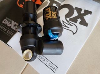 FOX DHX2 Y MUELLE 210x55