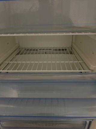 Congelador vertical blanco