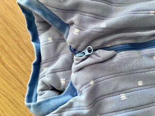 Saco pijama azul con cremallera