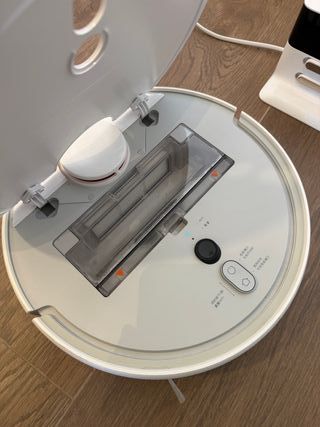 Xiaomi Mi Robot Vacuum 1S con base y accesorios