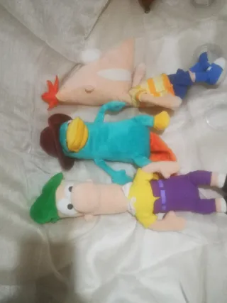 Lote de peluches Pheneas y Ferb