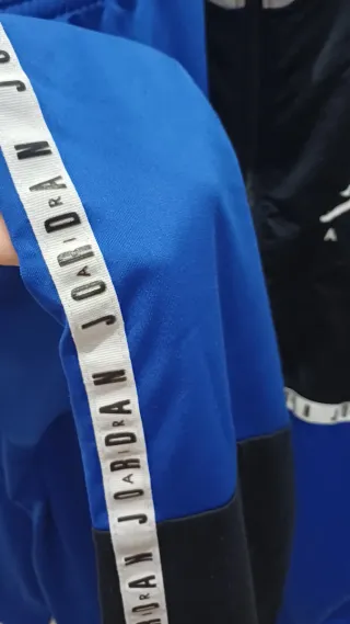 Conjunto deportivo Jordan chico