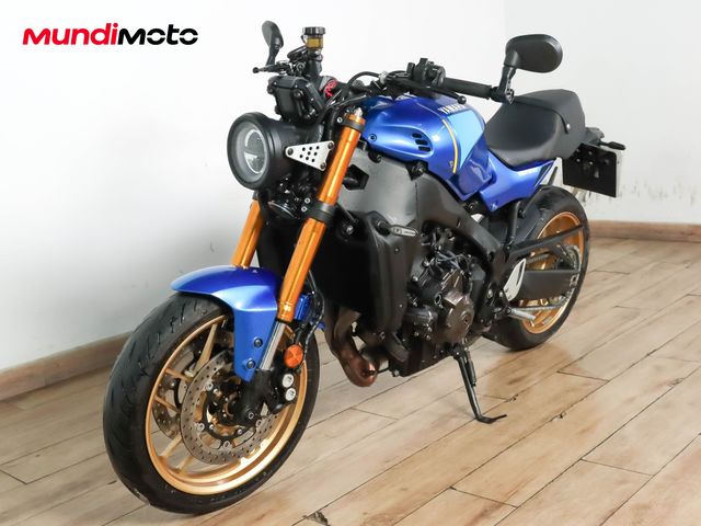 YAMAHA XSR 900