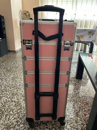 Maleta de peluquería y estética rosa
