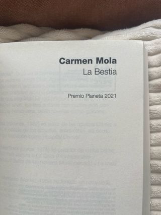 La Bestia:Novela galardonada con el Premio Planeta