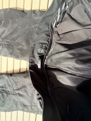 Chaqueta y pantalón moto