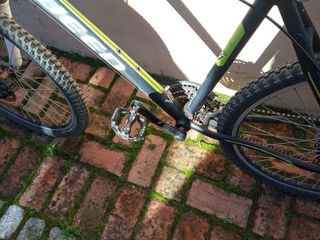 Bicicleta WEED casi nueva