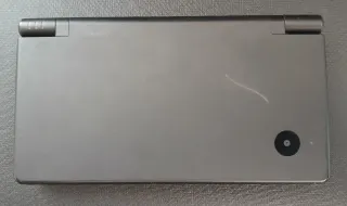 Nintendo DSi Negra + Cargador y Lápiz