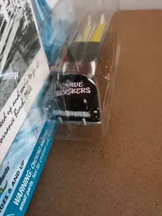 Johnny Lightning Surf Rods Camioneta