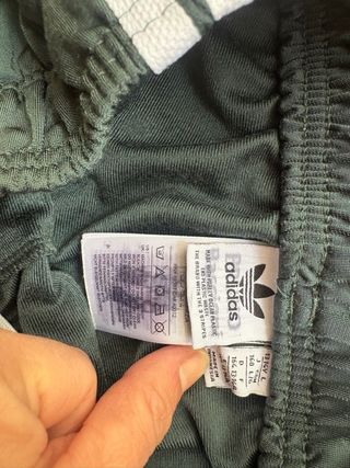 Pantalón Adidas Verde Talla L (160)