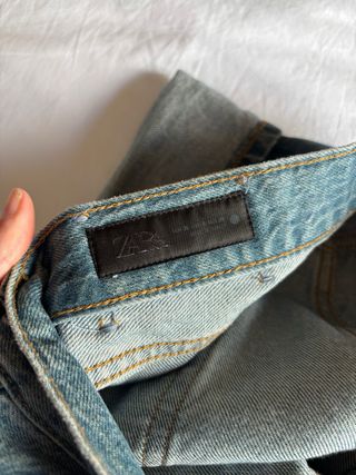 Pantalón vaquero baggy tiro medio de Zara