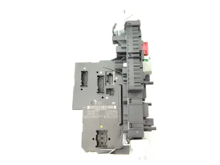 Caja Fusibles Relés Trasero Mercedes  clase E W212
