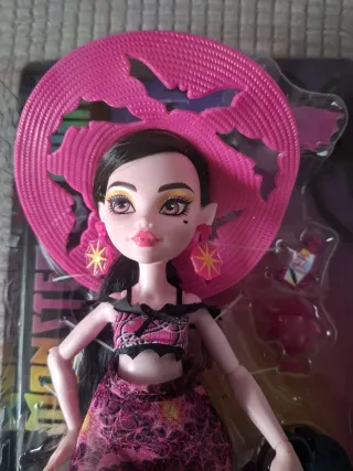 Muñeca Monster High Draculaura nueva