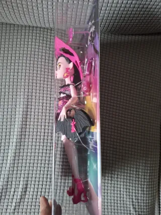 Muñeca Monster High Draculaura nueva