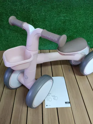 KikkaBoo Bicicleta Sin Pedales ZIPI, Correpasillos