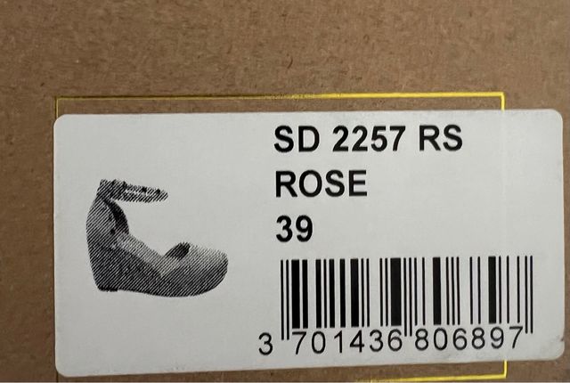 Sandalias cuña Vanessa Wu Talla 39