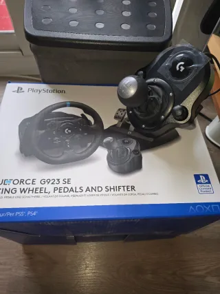 Volante Logitech G923 SE con Pedales y Palanca