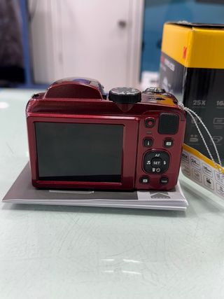 Cámara Kodak Pixpro AZ255 Roja