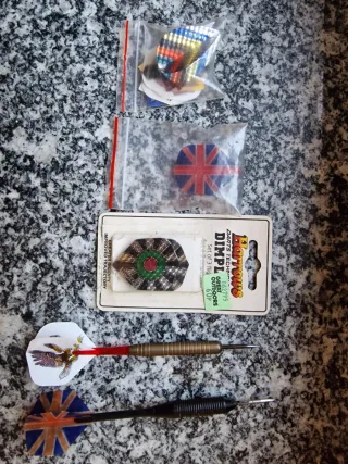 Set freccette Harrows con accessori