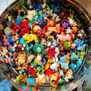 Lotto 50 Sorpresine Kinder Pupazzetti Gadget