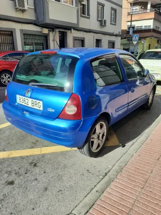 Renault Clio 2001