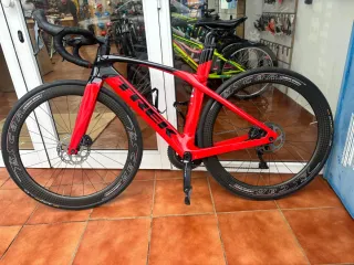 Bicicleta Trek Madone Carbono Roja