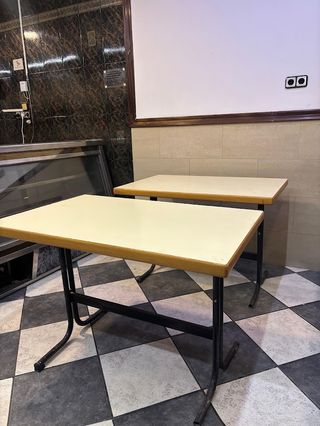 Mesas variadas – ideales hogar, oficina o bar