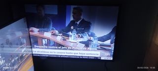 Mando de videojuegos azul con Mario