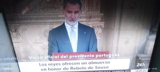 Mando de videojuegos azul con Mario