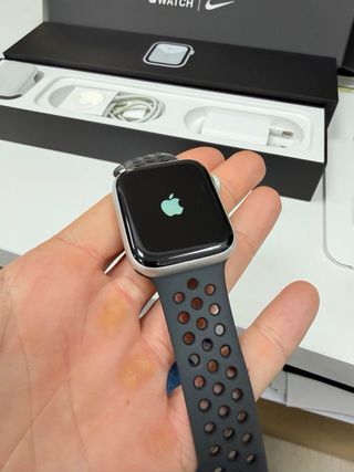 Apple Watch Series 5 44MM Nike