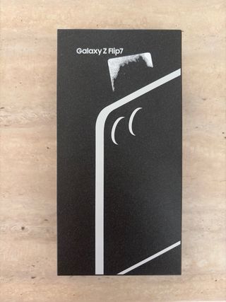 Samsung Galaxy Z Flip7 256GB Azul (2 meses de uso)