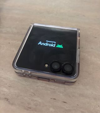 Samsung Galaxy Z Flip7 256GB Azul (2 meses de uso)