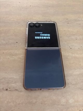 Samsung Galaxy Z Flip7 256GB Azul (2 meses de uso)