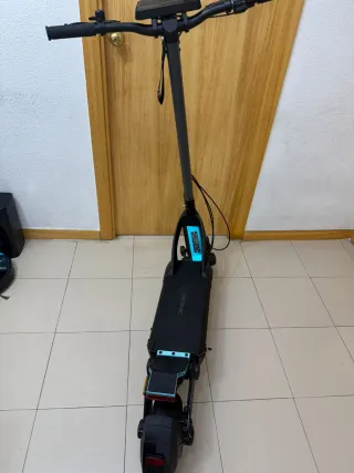 Patinete Eléctrico Cecotec Bongo Z City