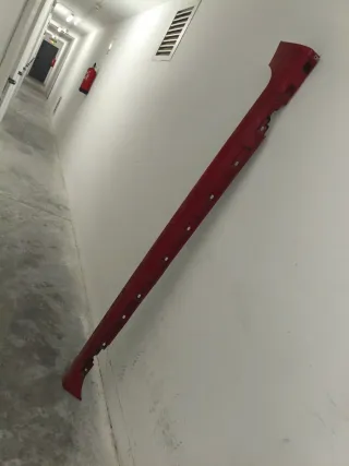 Talonera izquierda Audi A4 B7