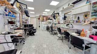 Local comercial en venta en Santa Rosa - Can Mariner en Santa Coloma de Gramanet