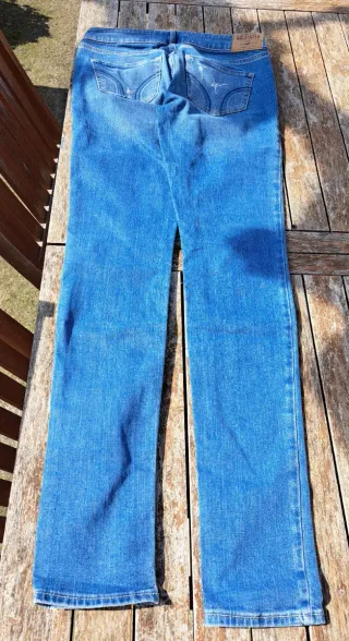 Vaqueros Hollister Talla 26/31