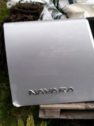 Portón Trasero Nissan Navara D40