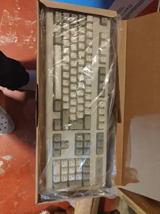 Teclado DIN Español Conector Antiguo