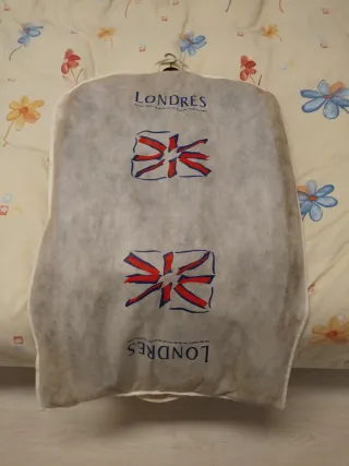 Traje de novio negro