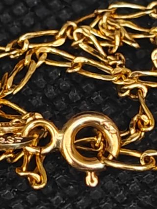 Cadena de oro de 18k tipo fígaro.051-02-00548